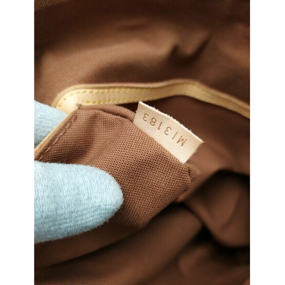 Louis Vuitton Monogram GM Palermo Large Tote Shoulder Bag - Picture 12 of 16